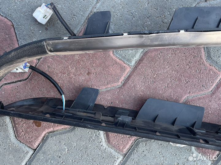 Накладка на порог внутренняя lexus LX570