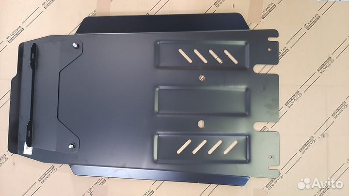 Защита кпп LC200/LX570 сталь PZ4AL-01271-00