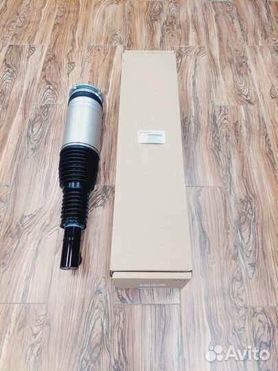 Пневмостойка Land Rover Range Rover Sport L494