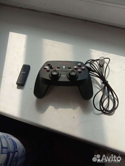 Геймпад trust GXT 545 беспроводной