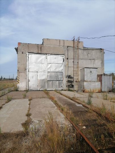 Гараж, > 30 м²