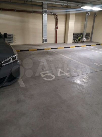 Машиноместо, 12 м²