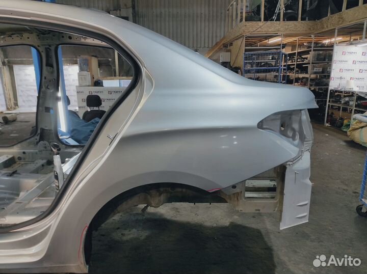 Крыло заднее левое Citroen C 4. Дефект лкп.Седан