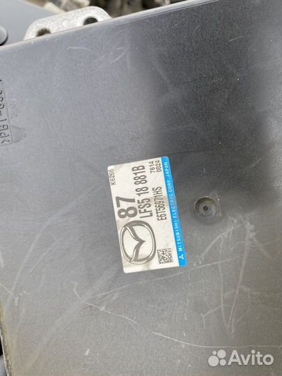 Блок управления двигателем LF-VE LFS5-18-881B Mazd