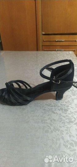 Туфли новые для бальных танцев