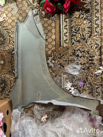 Крыло переднее левое на LADA granta