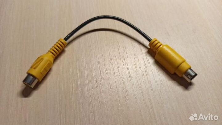 Переходник кабель S-Video - RCA