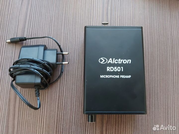 Микрофонный предусилитель Alctron RD501