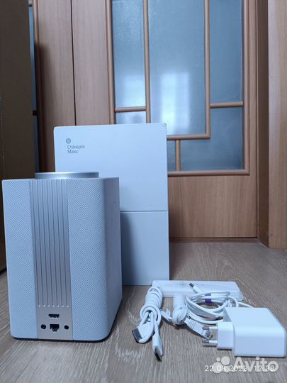 Яндекс станция Макс