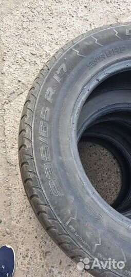 Continental ContiCrossContact UHP 235/65 R17