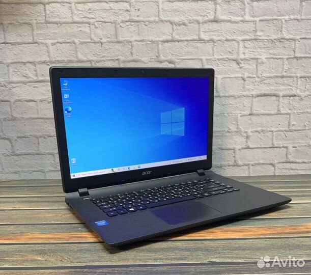 Ноутбук Acer es1 SSD250.4Gb, акб новая