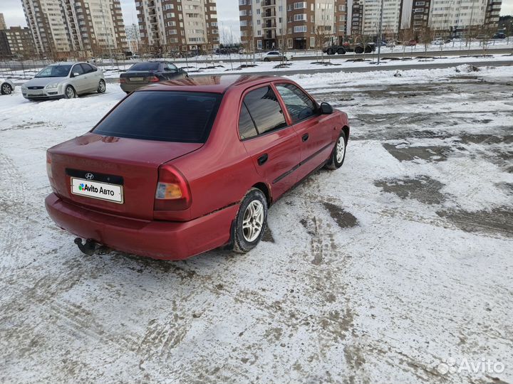 Hyundai Accent 1.5 AT, 2005, 200 000 км