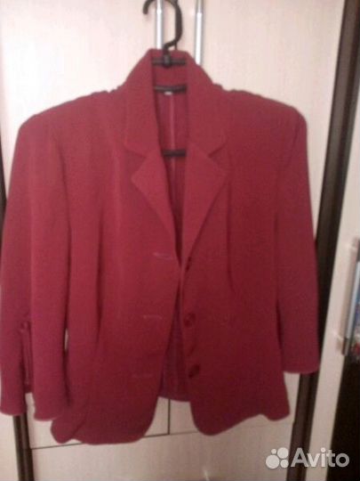 Костюм женский