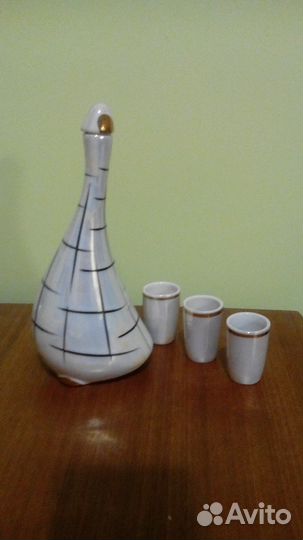 Несколько штофов советских времен