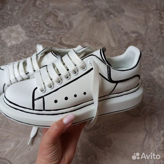 Кроссовки McQueen 39 oversized sneakers оригинал