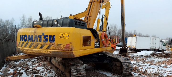 Гусеничный экскаватор Komatsu PC300-8M0, 2021