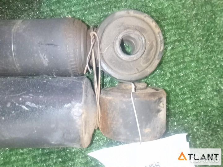 Амортизатор задний левый suzuki escudo