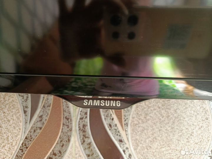 Телевизор samsung
