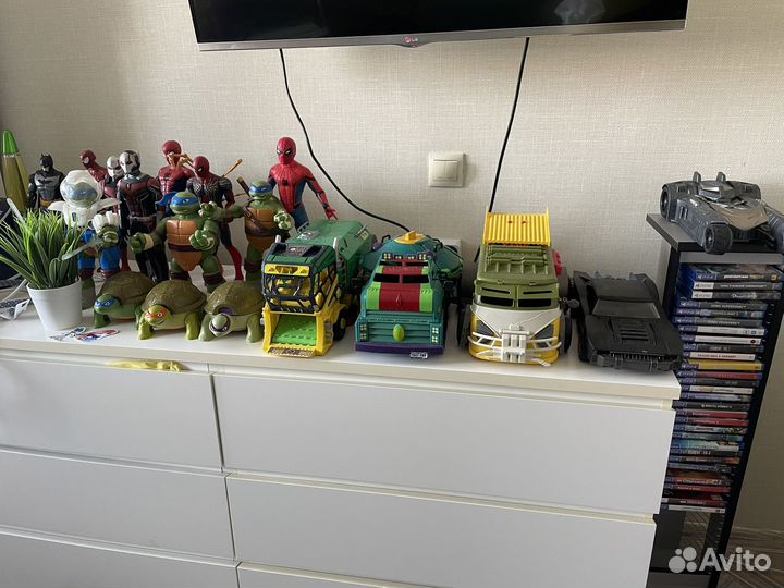 Игрушки Фигурки и транспорт Marvel/DC