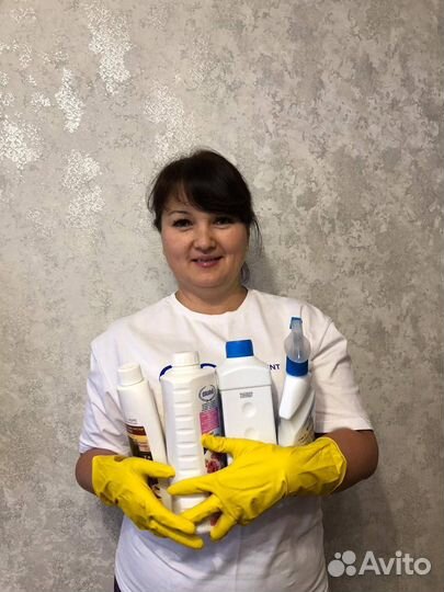 Уборка квартир Химчистка мебели Клининг Мойка окон