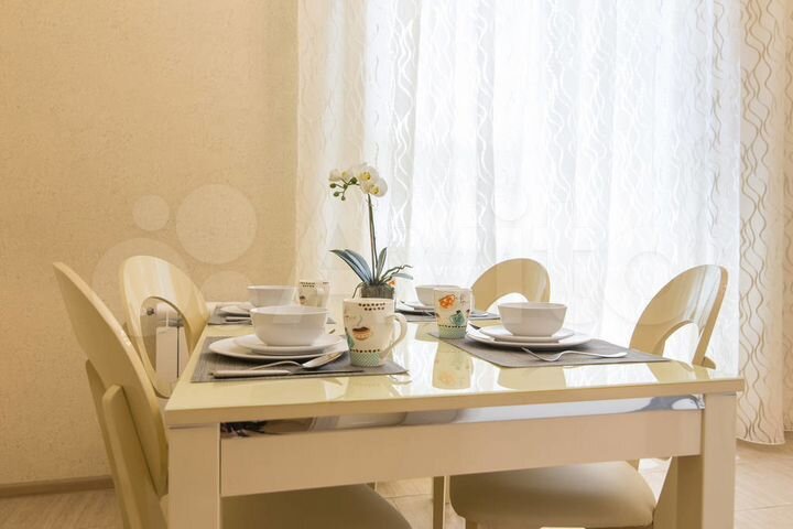 1-к. квартира, 57 м², 2/4 эт.