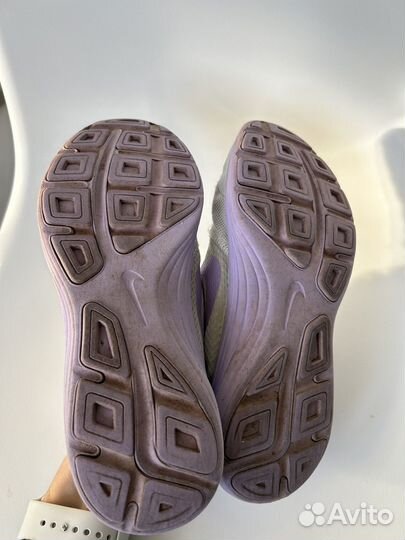 Кроссовки nike 34