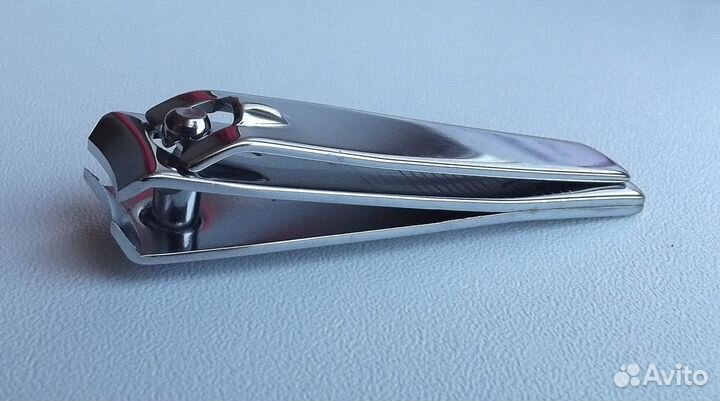 Педикюрный набор Avon