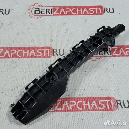 Кронштейн бампера задний левый Toyota Corolla E180