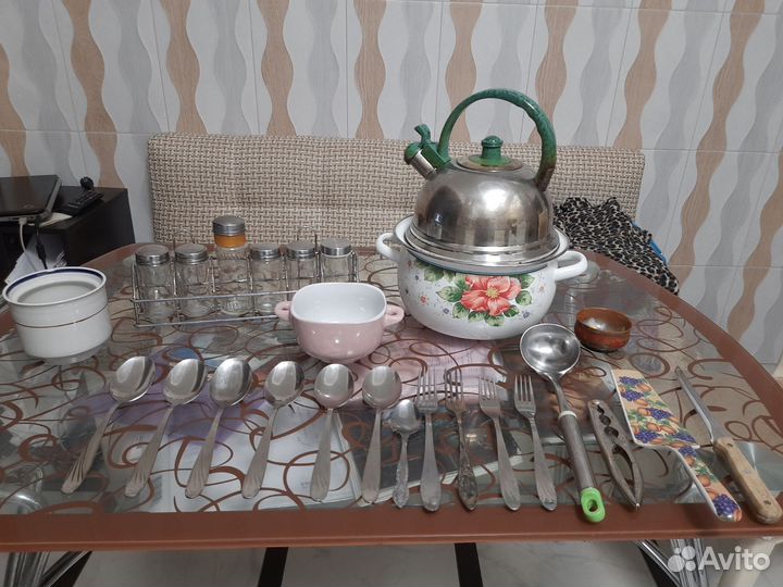 Посуда б/у набором