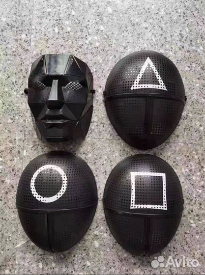 Игра в Кальмара Маски в ассортименте