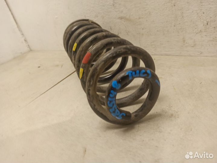 Пружина задняя