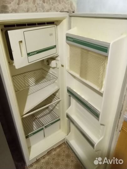 Холодильник бу Чинар