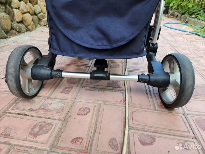 Прогулочная коляска babyton