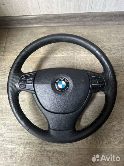 Руль с подушкой BMW F10