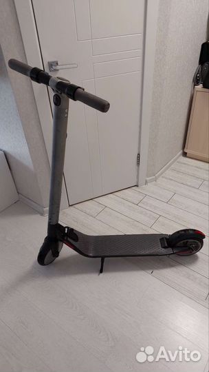 Электросамокат ninebot kickscooter es2