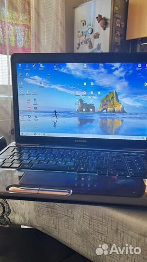Ноутбук toshiba