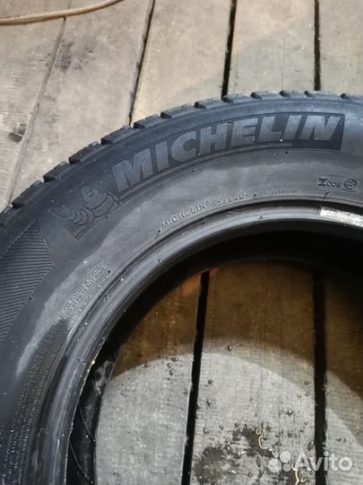 Michelin Latitude Tour HP 215/70 R16 100H