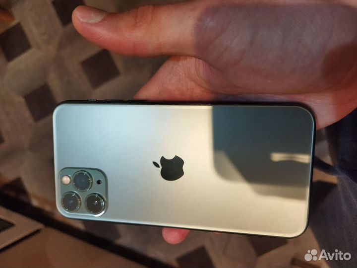 iPhone 11 Pro, 64 ГБ