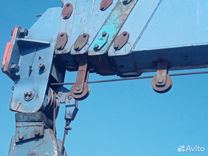 Hino 500 (Ranger) с КМУ, 2010