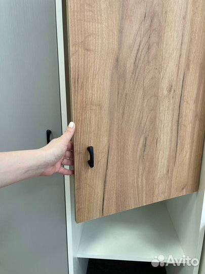 Стол компьютерный со шкафами. Цена за всё: