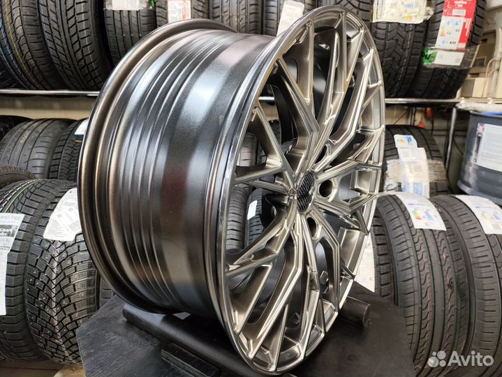 Диск RS Forged VSF108 R18 Hyper 5X112 d66,6