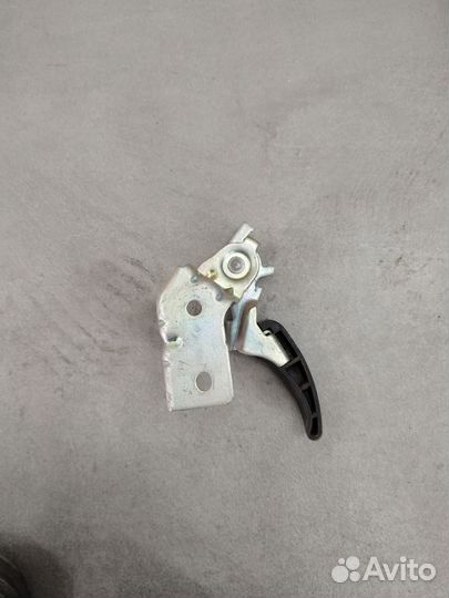 Ручка открывания капота kia rio 2