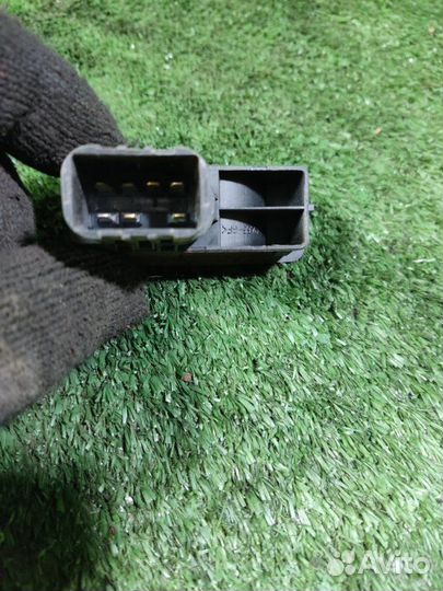 Кнопка стеклоподъемника LADA Kalina