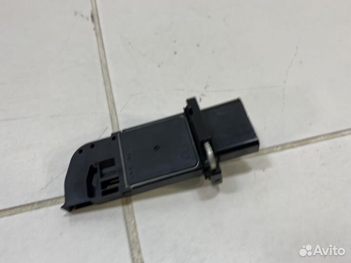 Датчик расхода воздуха дмрв Volkswagen Tiguan I рестайлинг (2011—2019)