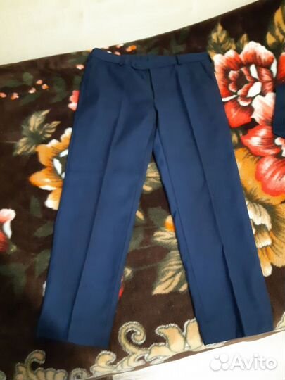 Костюм школьный 140 см