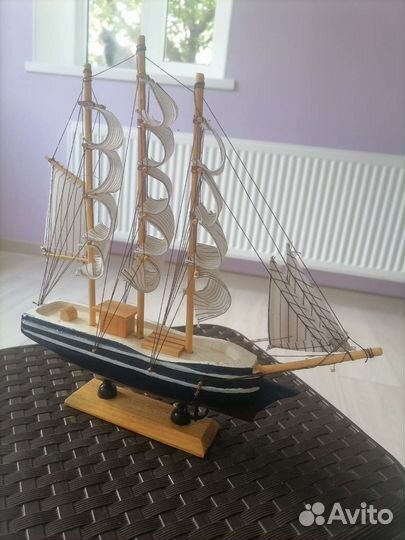 Деревянный корабль