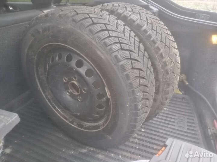 Michelin X-Ice North 4 195/65 R15