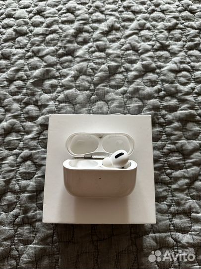 AirPods Pro 1 поколения