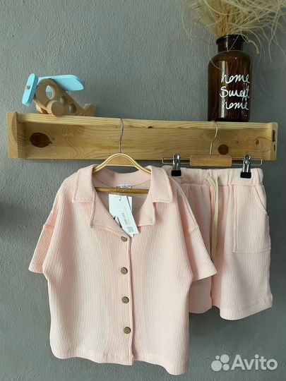 Комплект на девочку zara новый