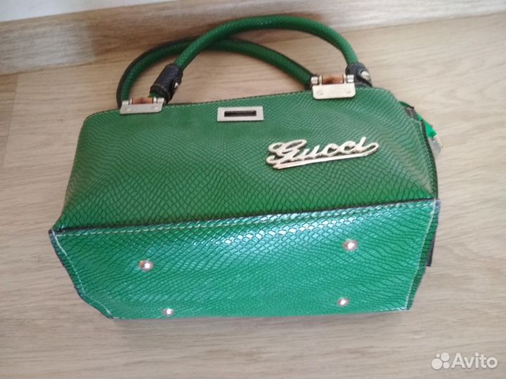 Продаю сумку б/у